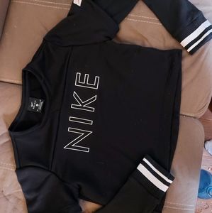NEW Womens Nike crop long sleeve